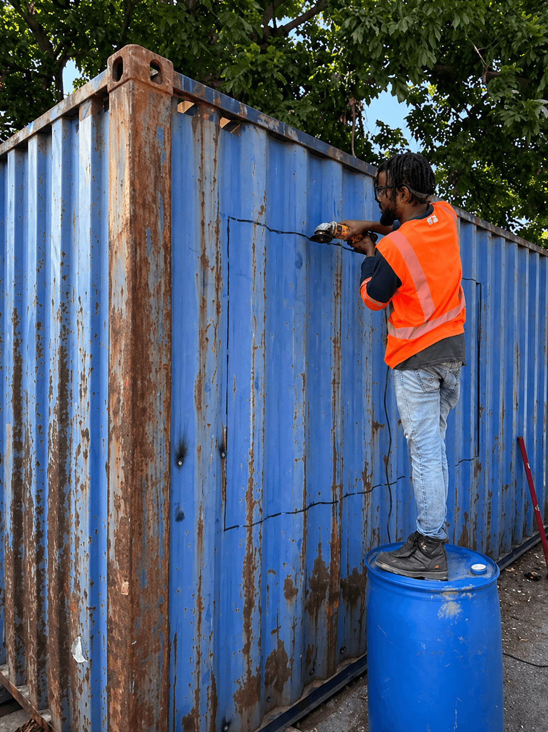 Professional welding repair