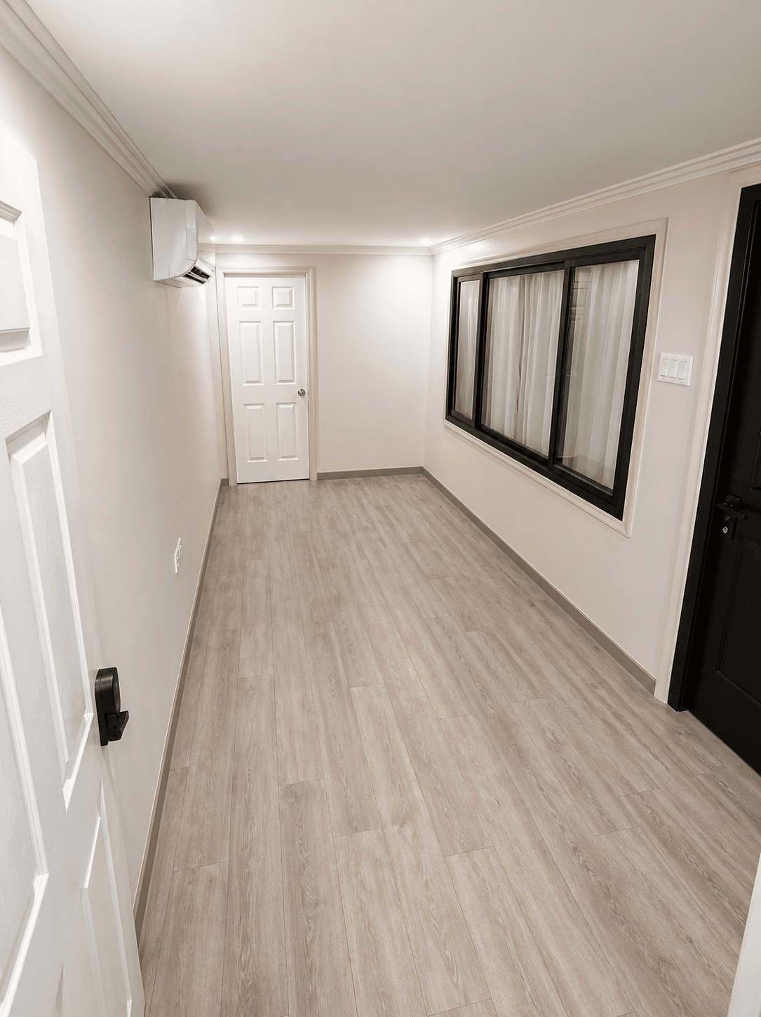 Finished container interior