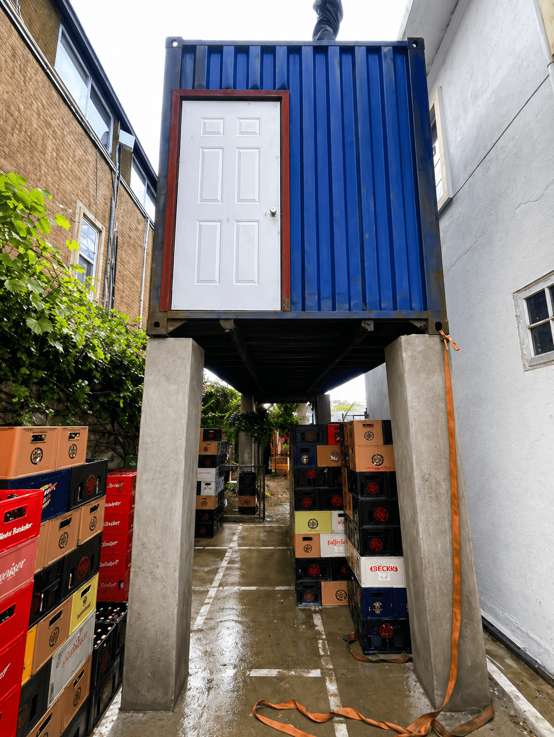 Elevated container build