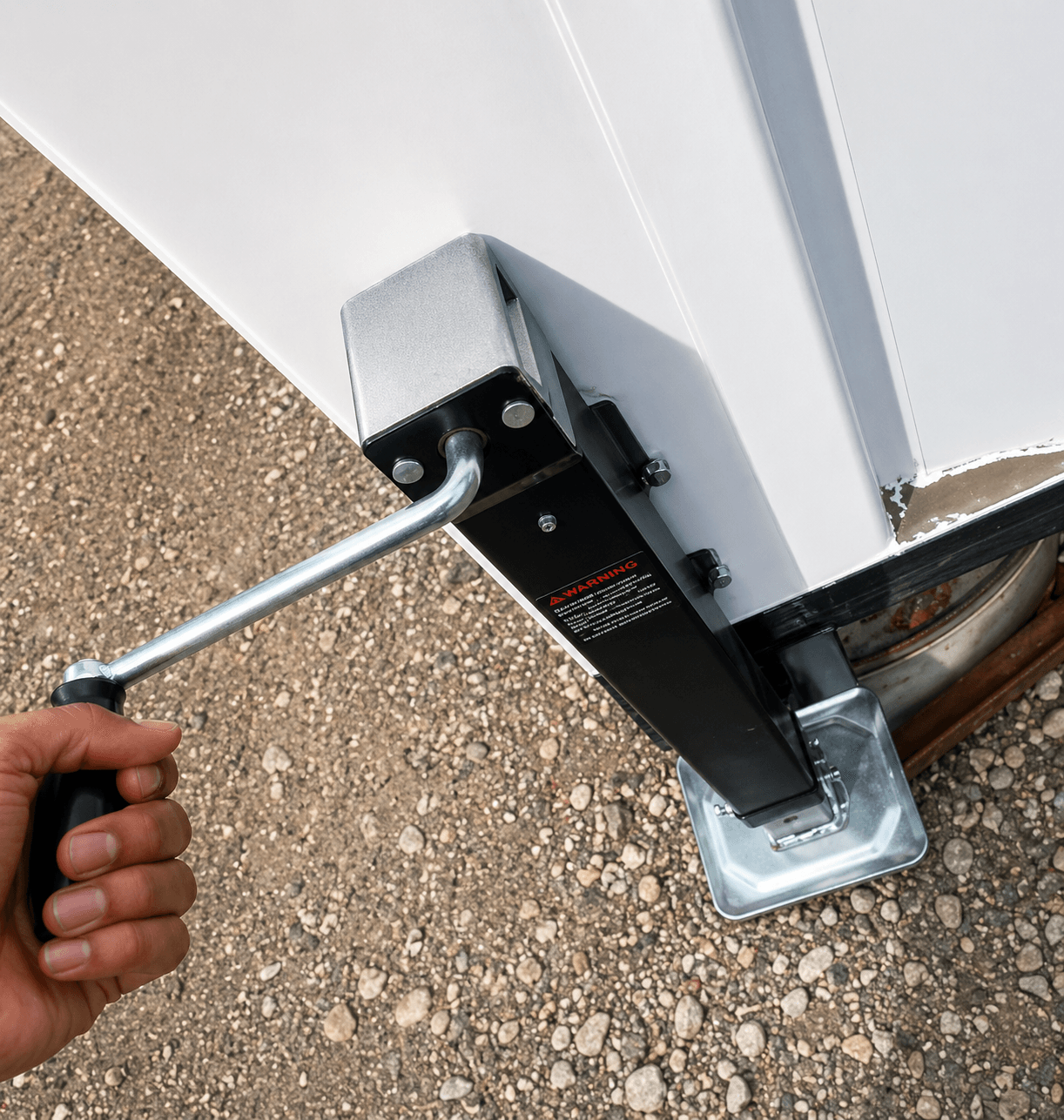 Adjustable steel container support